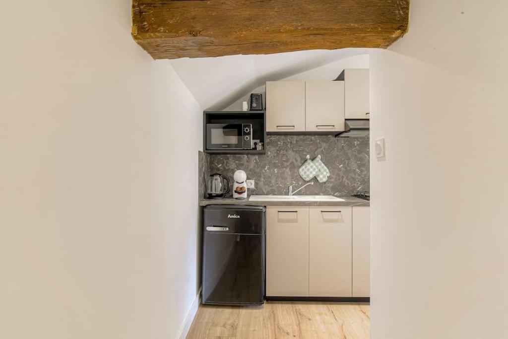 Le Francfort - Les Appartements De L'Olivier Loyettes Exteriör bild